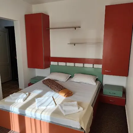 Hotel Cris